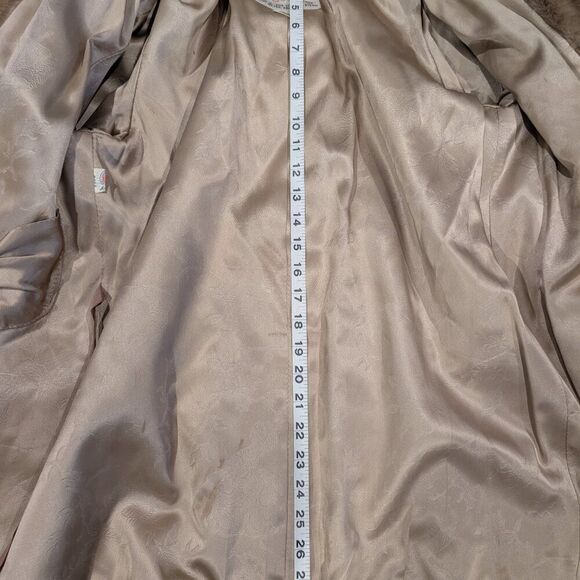 Vintage Fur Coat – Minçara by Russell Taylor, Lined, No Size tag see photos - Picture 4 of 16